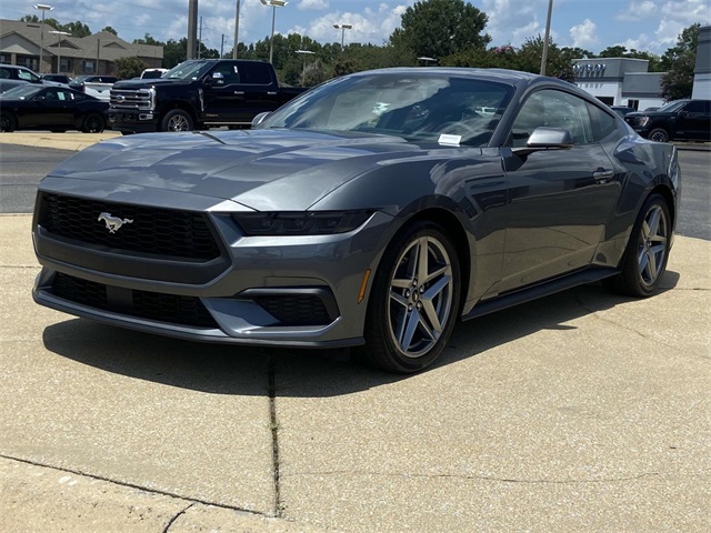 2025 Ford Mustang EcoBoost photo 5