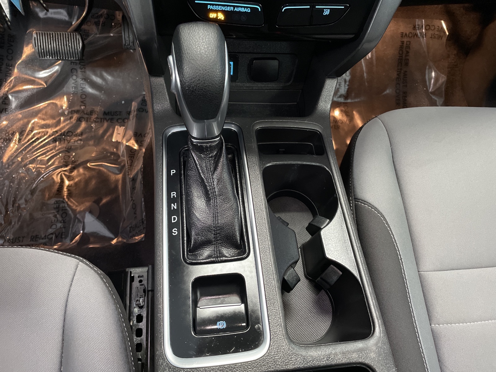 2019 Ford Escape S photo 17