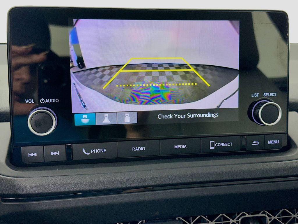 2025 Honda Accord LX photo 12