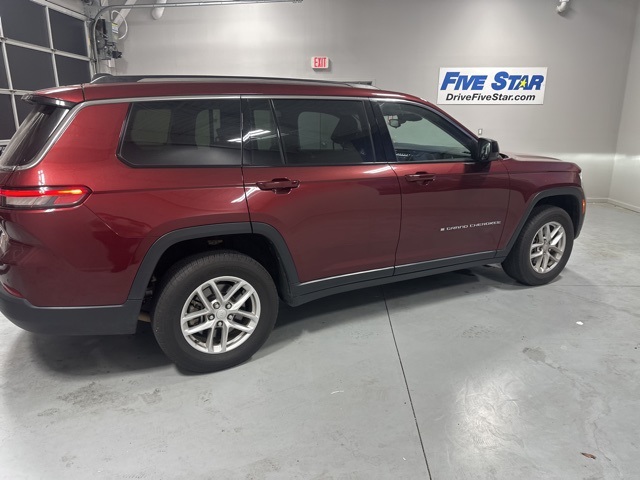 2023 Jeep Grand Cherokee Laredo photo 6