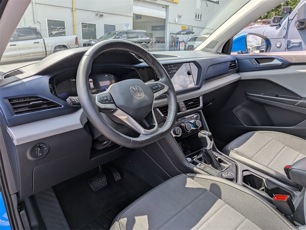 2023 Volkswagen Taos SE photo 11