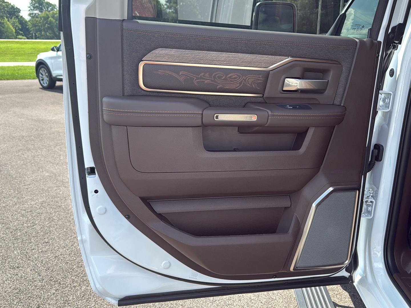 2025 Ram 2500 Longhorn photo 22