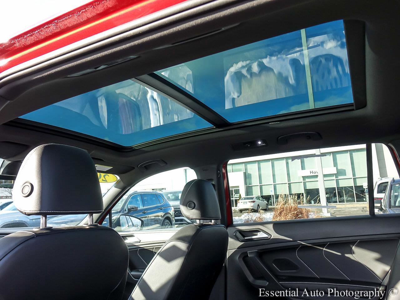 2024 VOLKSWAGEN TIGUAN - Image 10