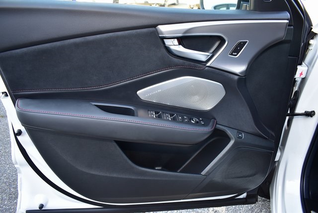 2025 Acura RDX A-Spec Advance photo 9