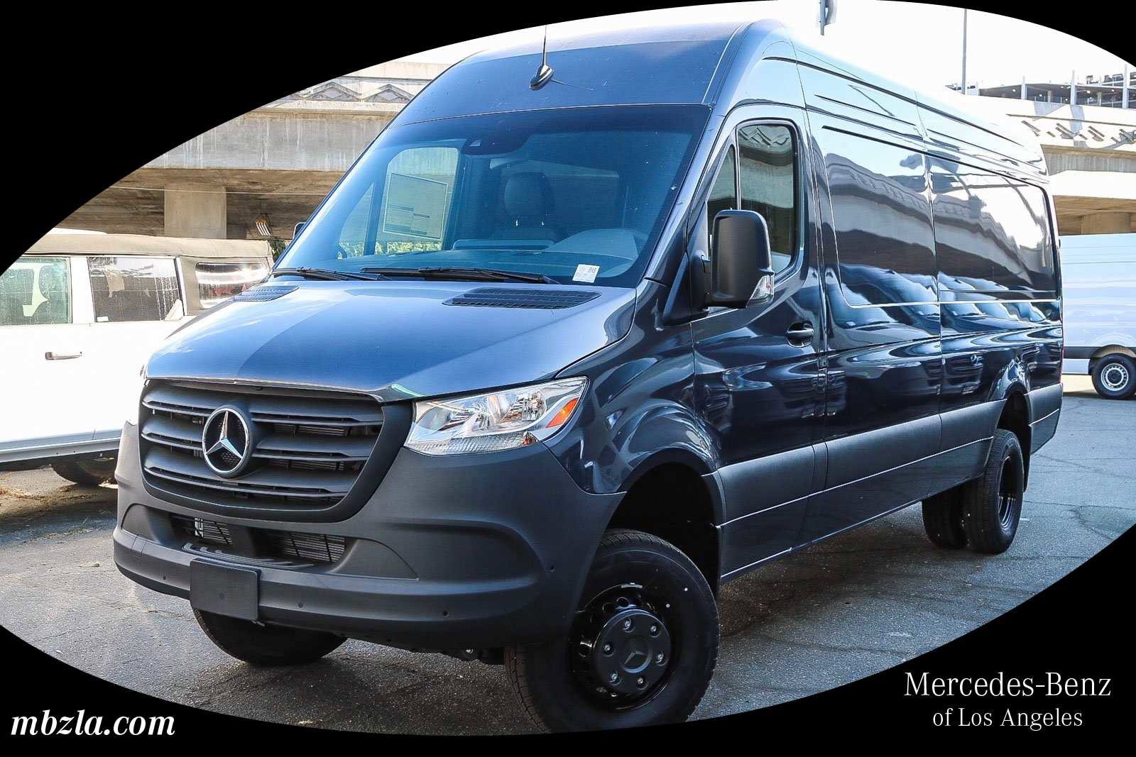 2024 Mercedes-Benz Sprinter Cargo Van Base's photo