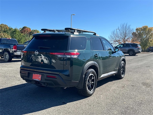2025 Nissan Pathfinder Rock Creek photo 3