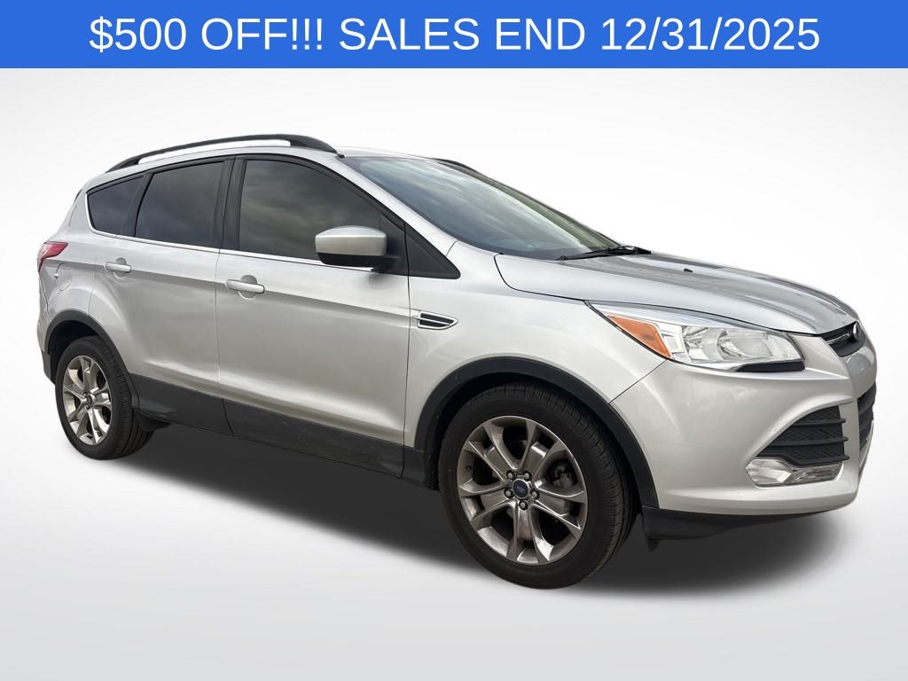 2015 Ford Escape SE's photo