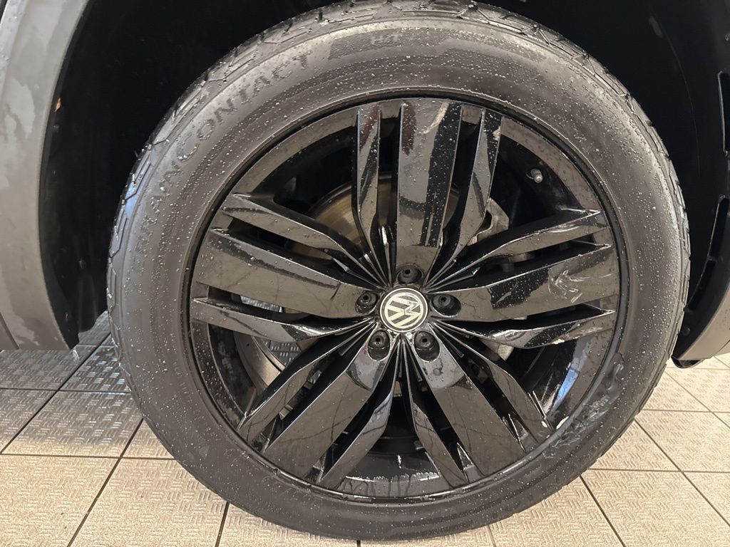 2019 Volkswagen Atlas V6 SEL photo 3