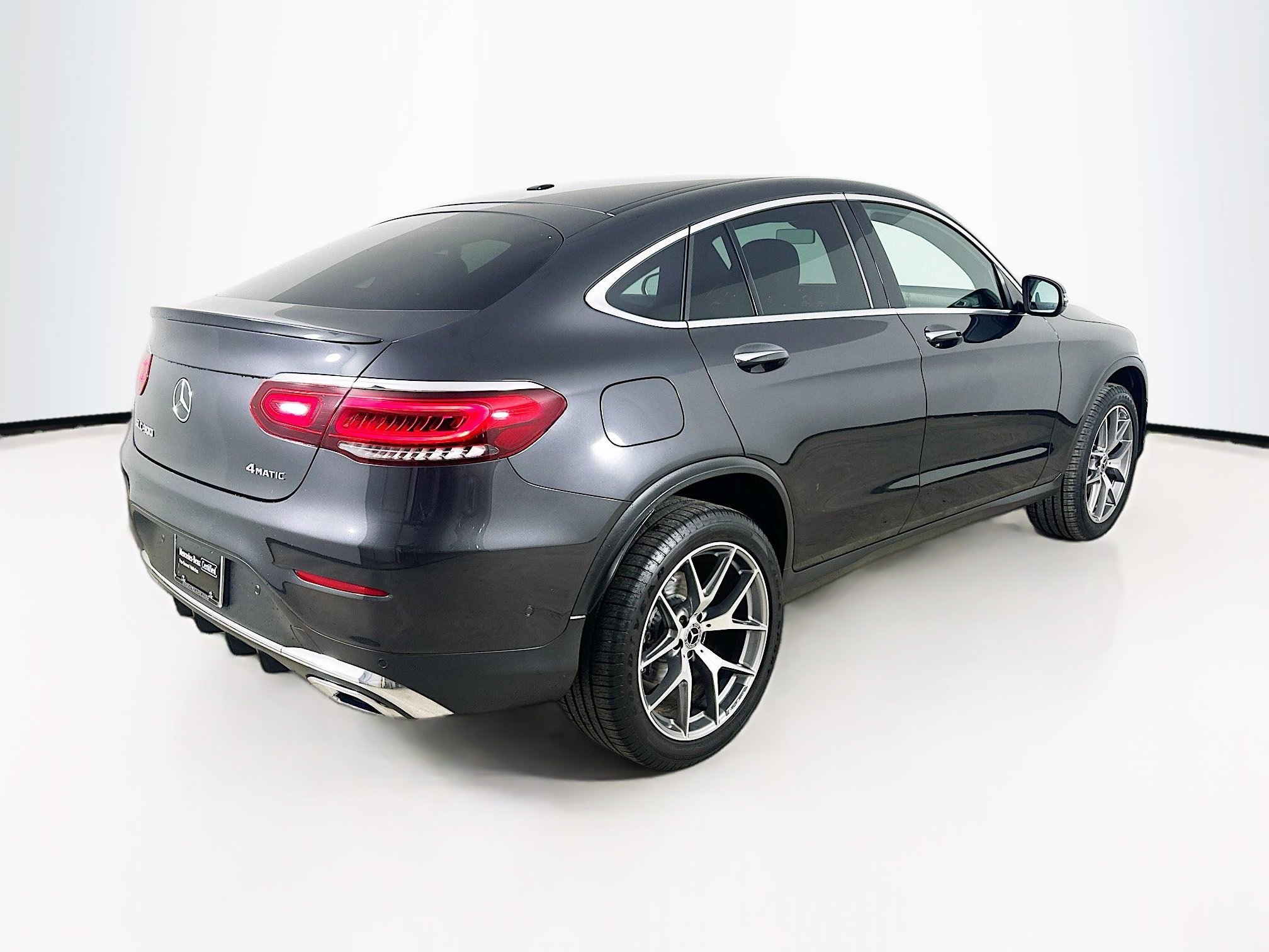 2021 Mercedes Benz GLC 300 4MATIC Coupe photo 3