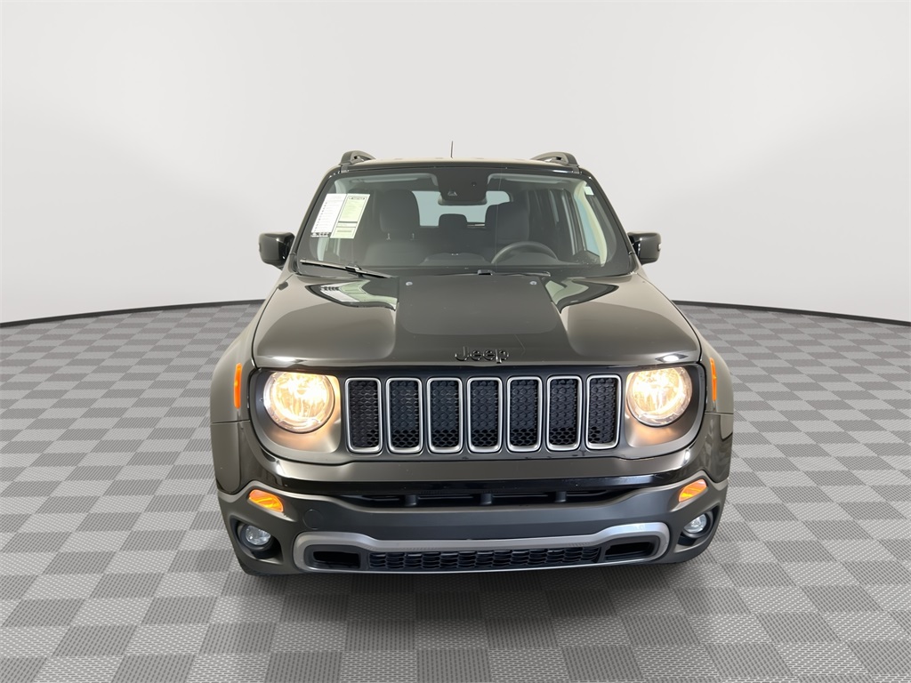 2023 Jeep Renegade Latitude Upland photo 3