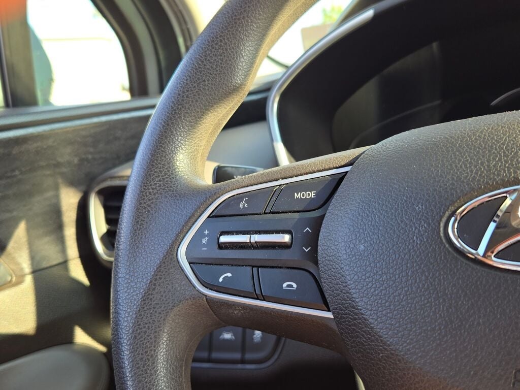 2020 Hyundai Santa Fe SEL photo 21