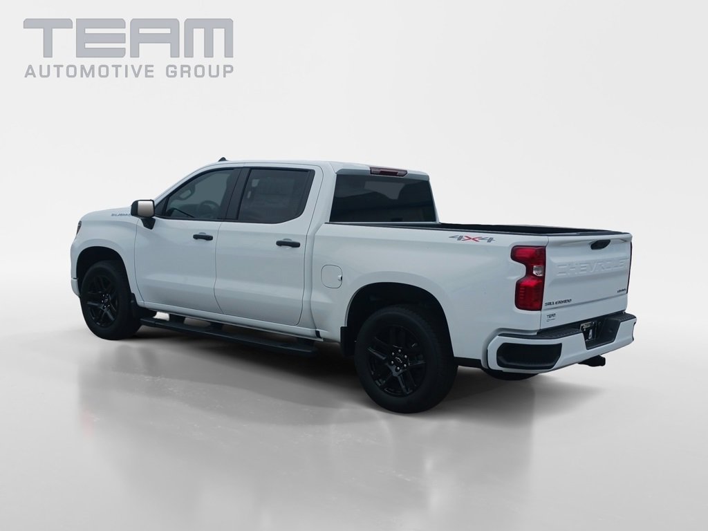 2026 Chevrolet Silverado 1500 Custom photo 4