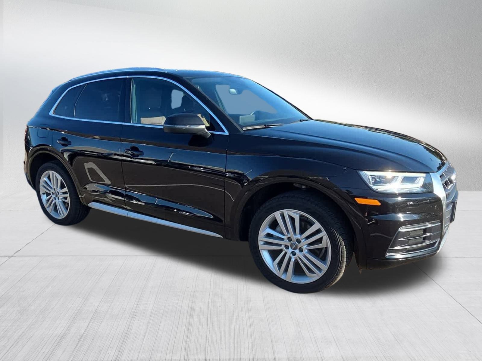 Used 2018 Audi Q5 Premium Plus with VIN WA1BNAFY9J2024102 for sale in Vadnais Heights, Minnesota