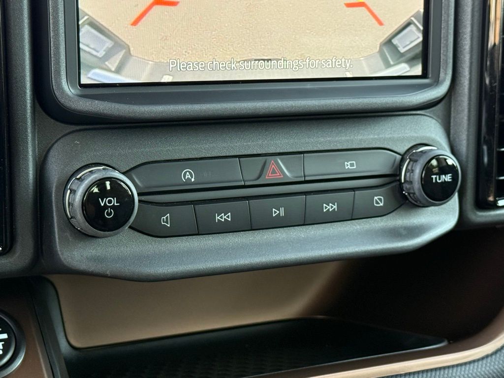 2023 Ford Bronco Sport Badlands photo 12