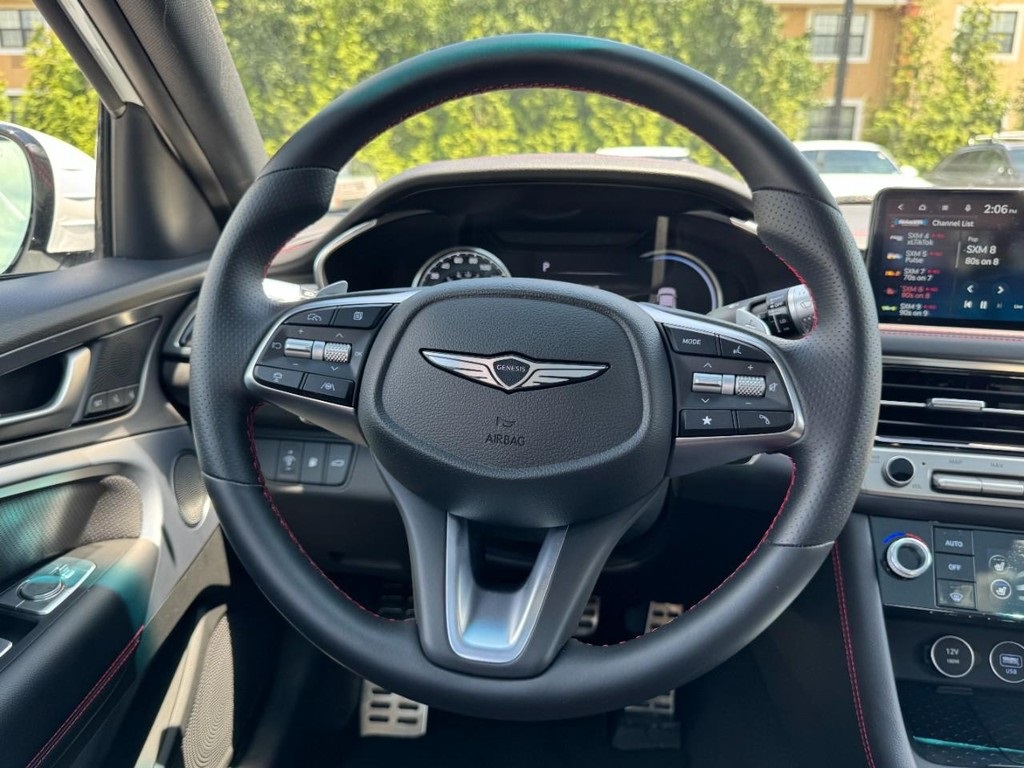 2025 Genesis G70 2.5T Sport Prestige photo 13