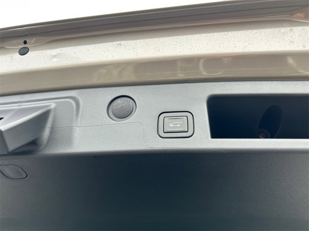 2026 GMC TERRAIN - Image 35