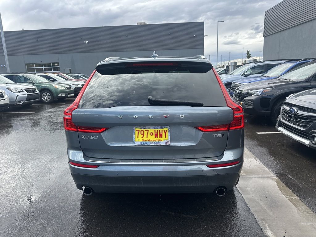 2018 Volvo XC60 T5 Momentum photo 8