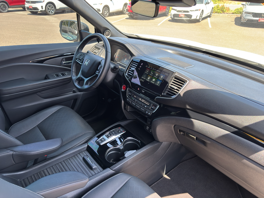 2021 Honda Passport Touring photo 35