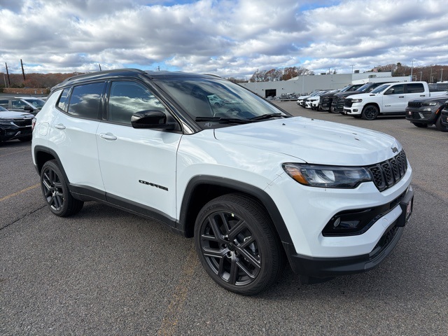 2026 Jeep Compass Limited Altitude's photo