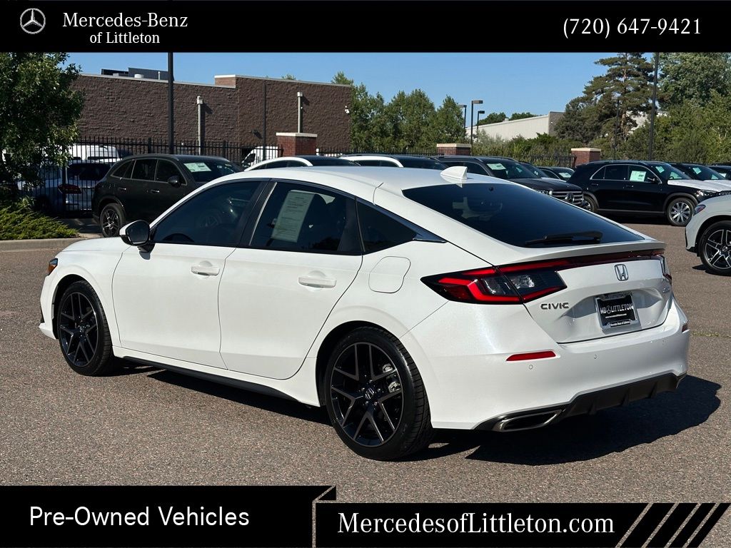 2022 Honda Civic Sport Touring photo 2