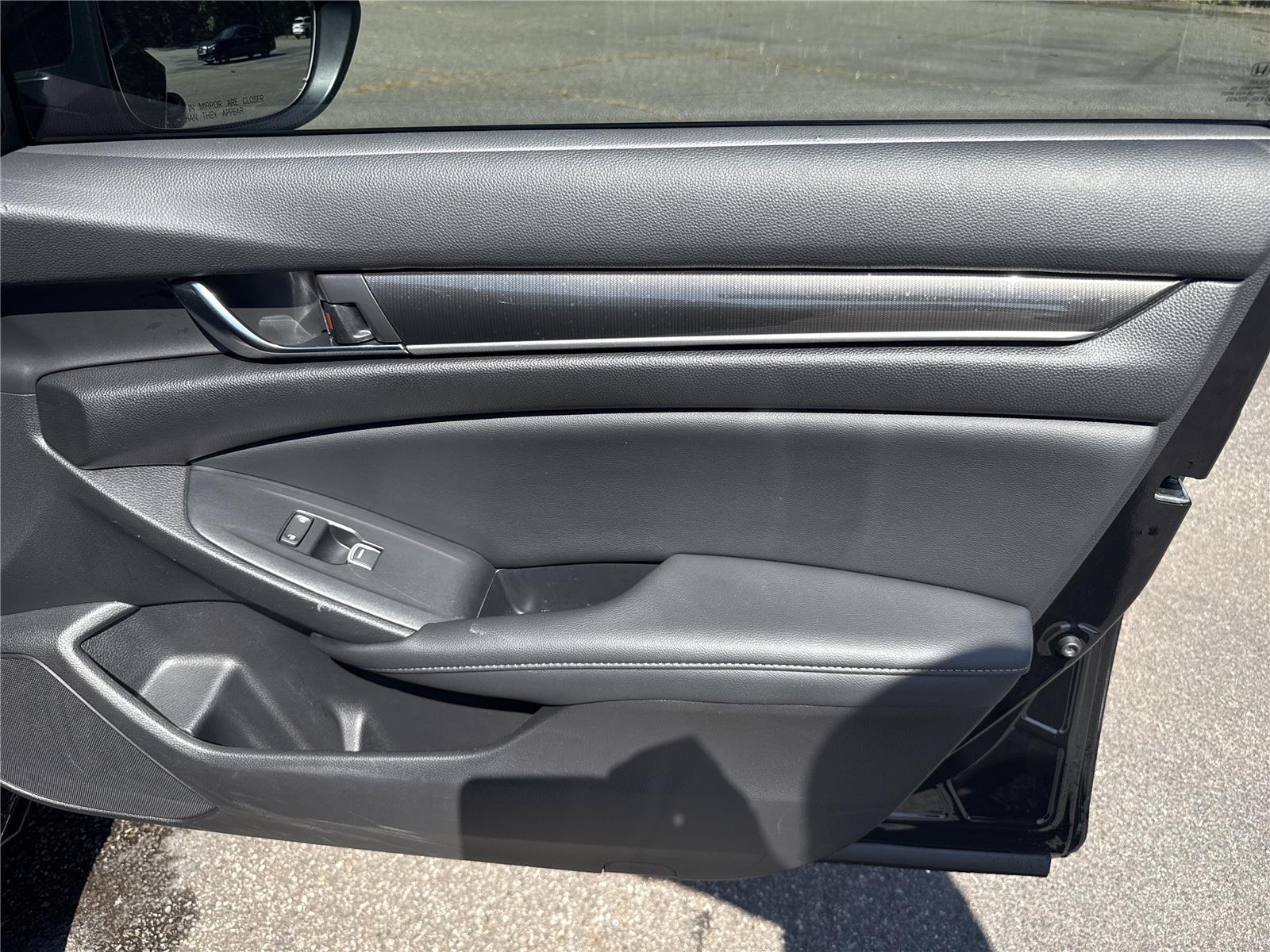 2022 Honda Accord Sport photo 21