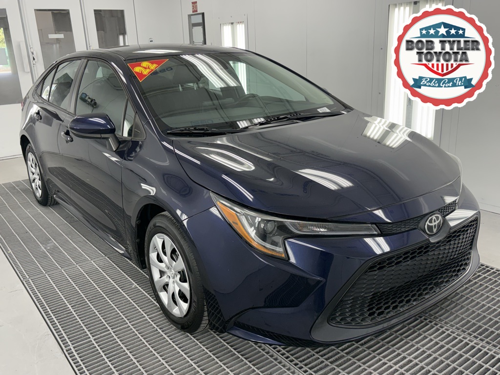 2022 Toyota Corolla LE's photo