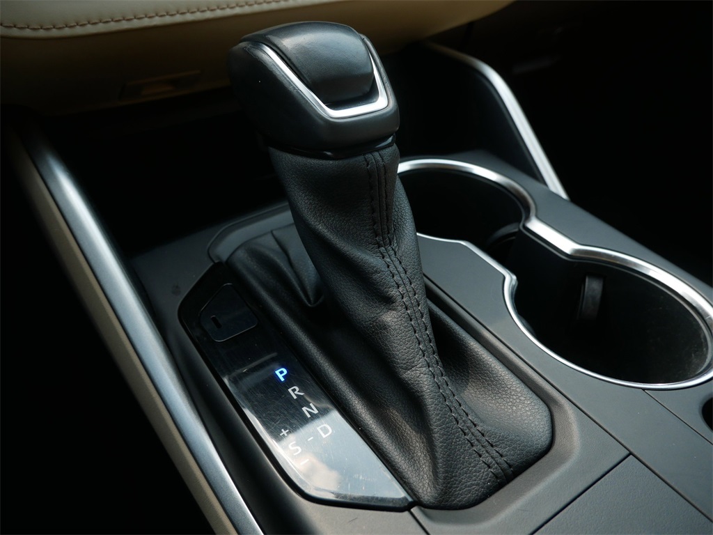 2021 Toyota Highlander Hybrid XLE photo 23