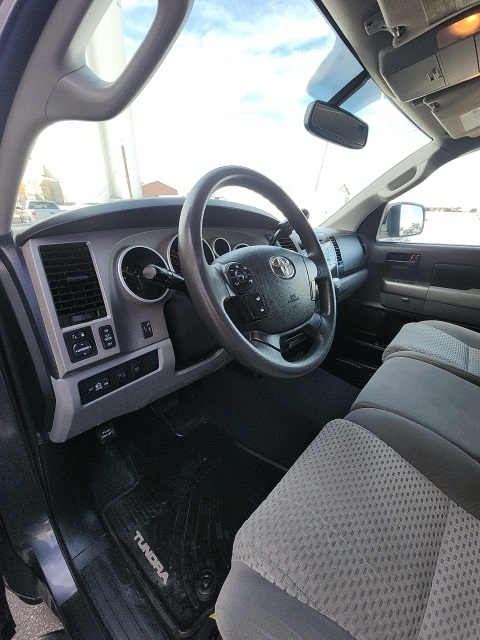 2013 Toyota Tundra Grade CrewMax photo 13