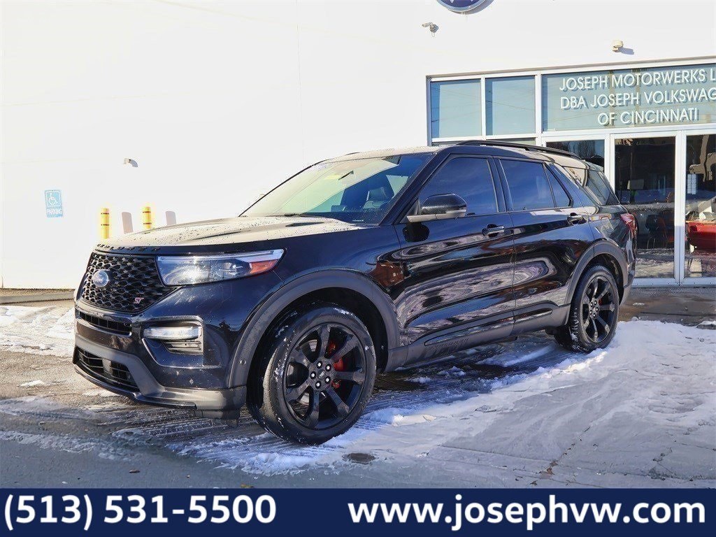 2021 Ford Explorer ST's photo