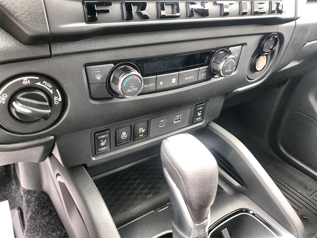 2026 Nissan Frontier SV photo 18