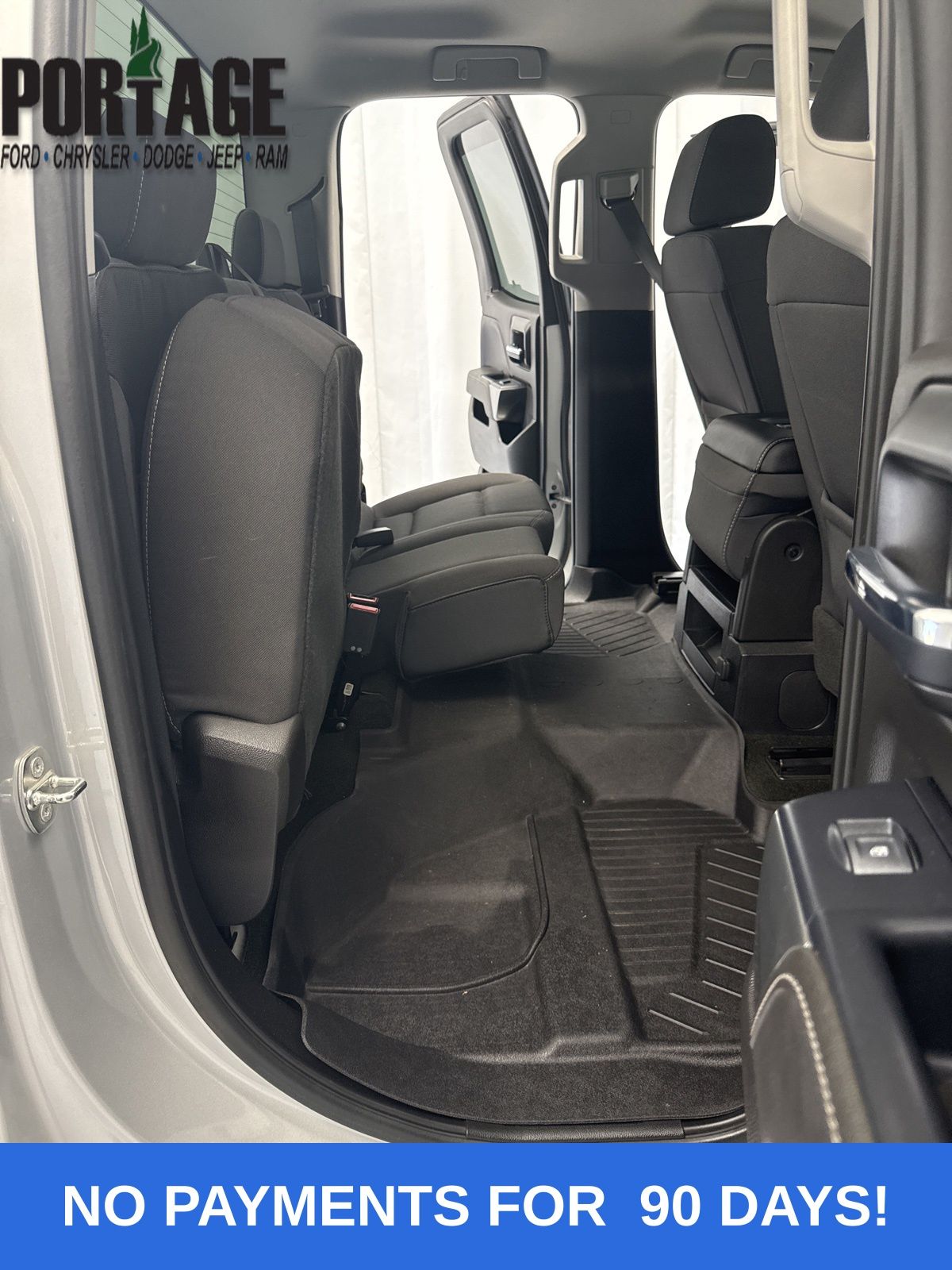 2018 Chevrolet Silverado 1500 LT photo 32