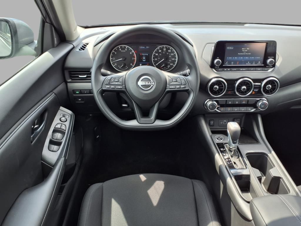2025 Nissan Sentra S photo 4