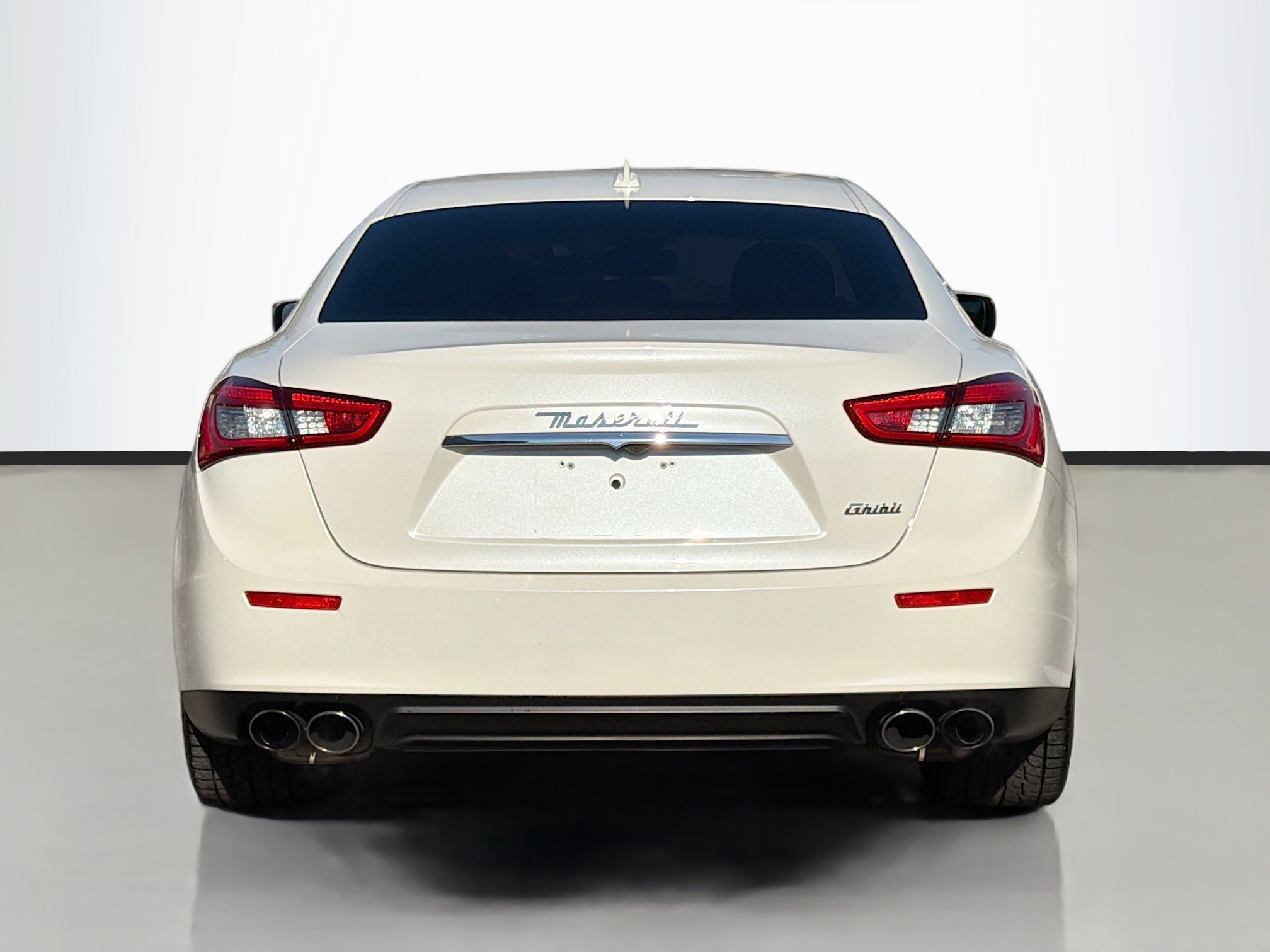 2015 Maserati Ghibli Base photo 4