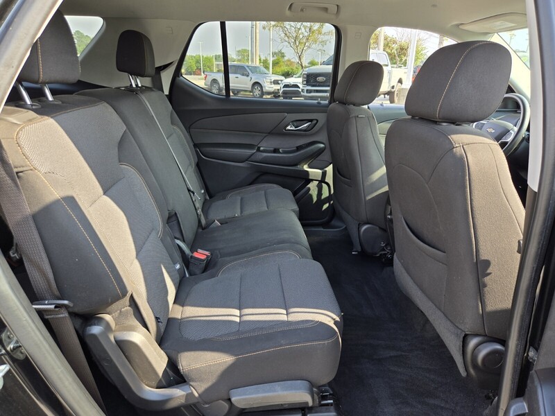 2020 Chevrolet Traverse 1LS photo 10