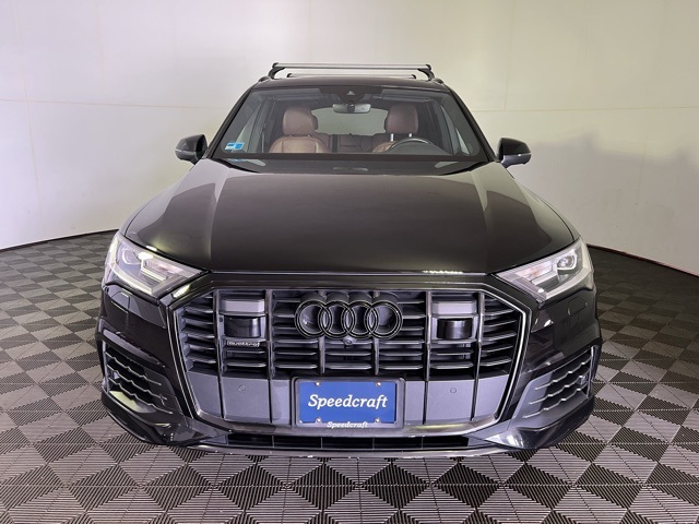 2022 Audi Q7 55 Premium Plus photo 2