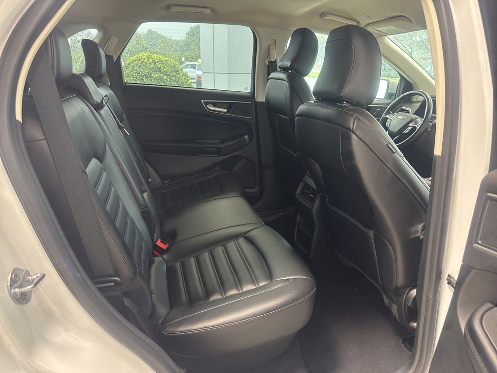 2023 Ford Edge SEL photo 36