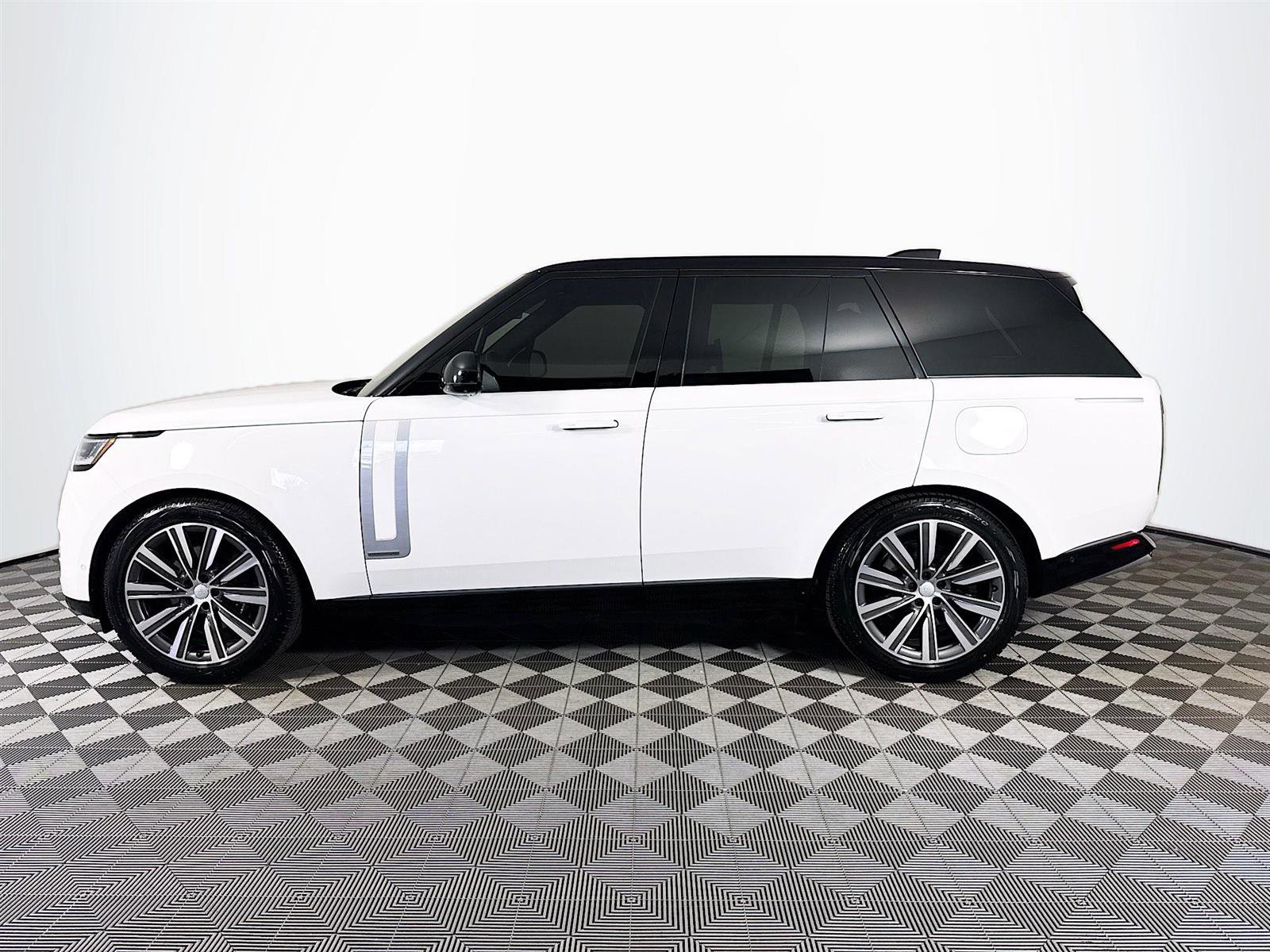 2024 Land Rover Range Rover Autobiography photo 7