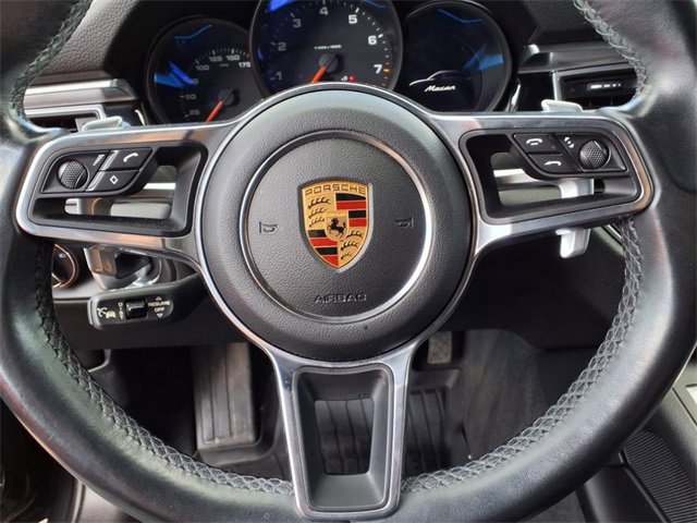 2018 Porsche Macan Base photo 19