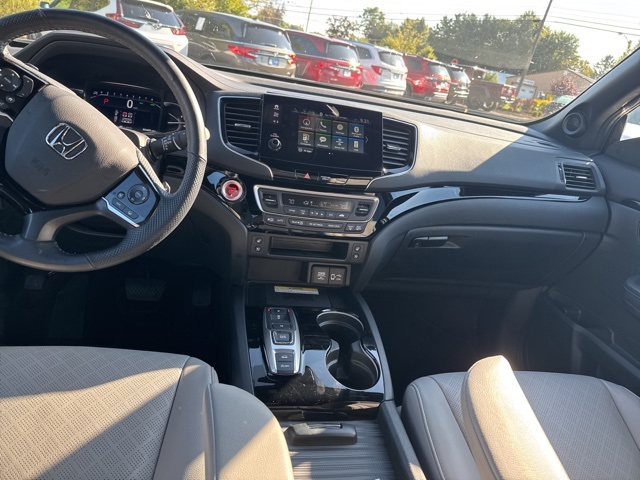 2022 Honda Passport Elite photo 16
