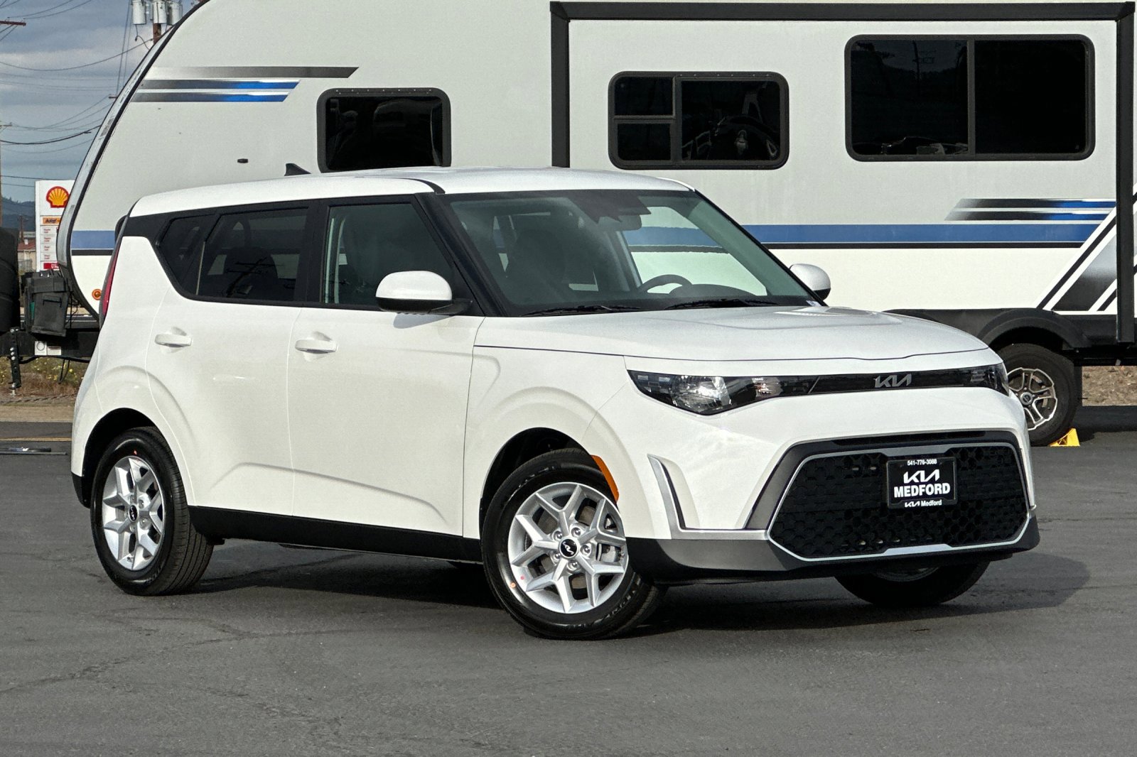 2025 Kia Soul LX photo 2