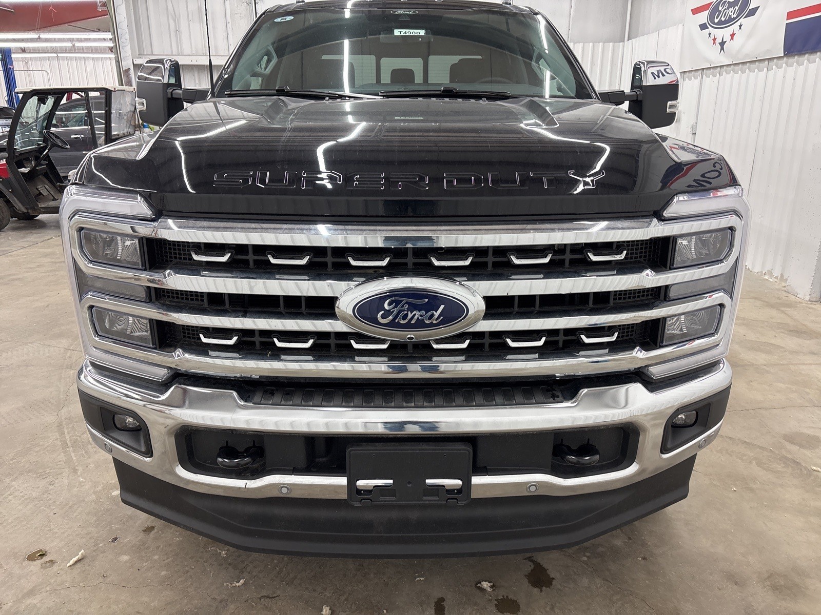 2025 Ford F-350 Lariat photo 3