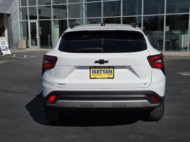 2026 Chevrolet Trax LT photo 5