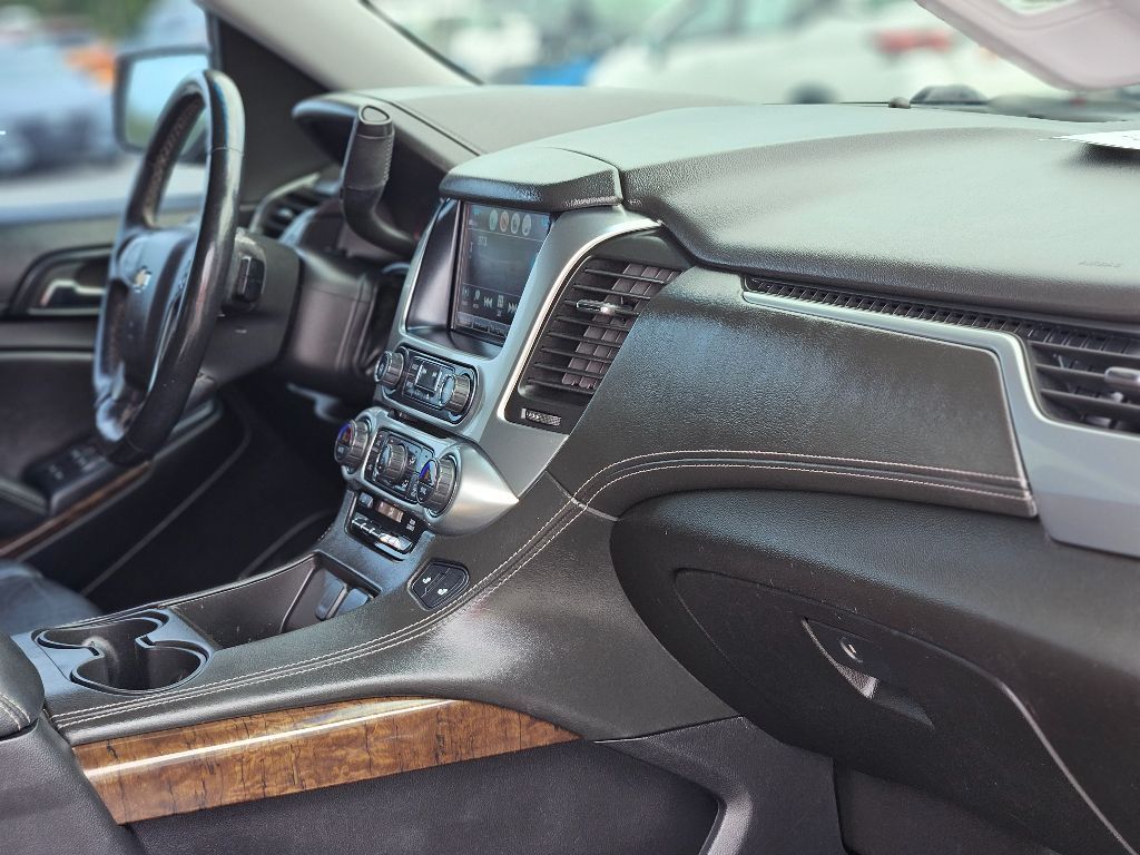 2019 Chevrolet Tahoe LT photo 13