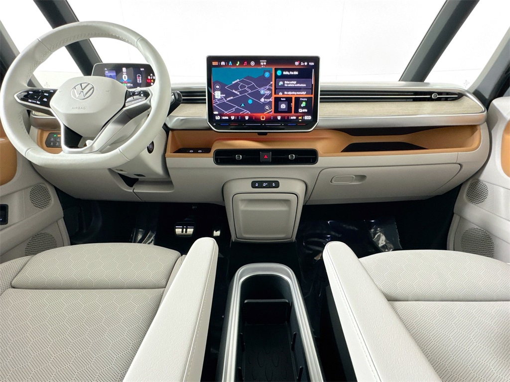 2025 Volkswagen ID. Buzz Pro Plus photo 14