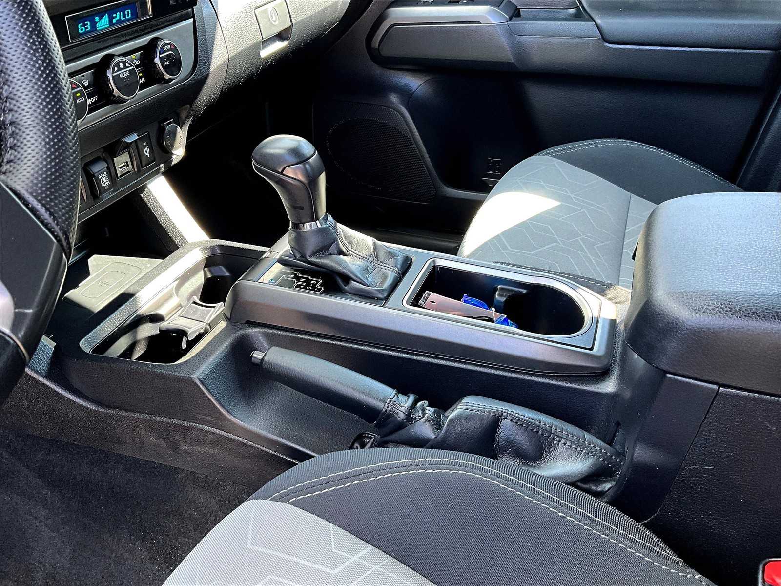 2023 Toyota Tacoma TRD photo 20