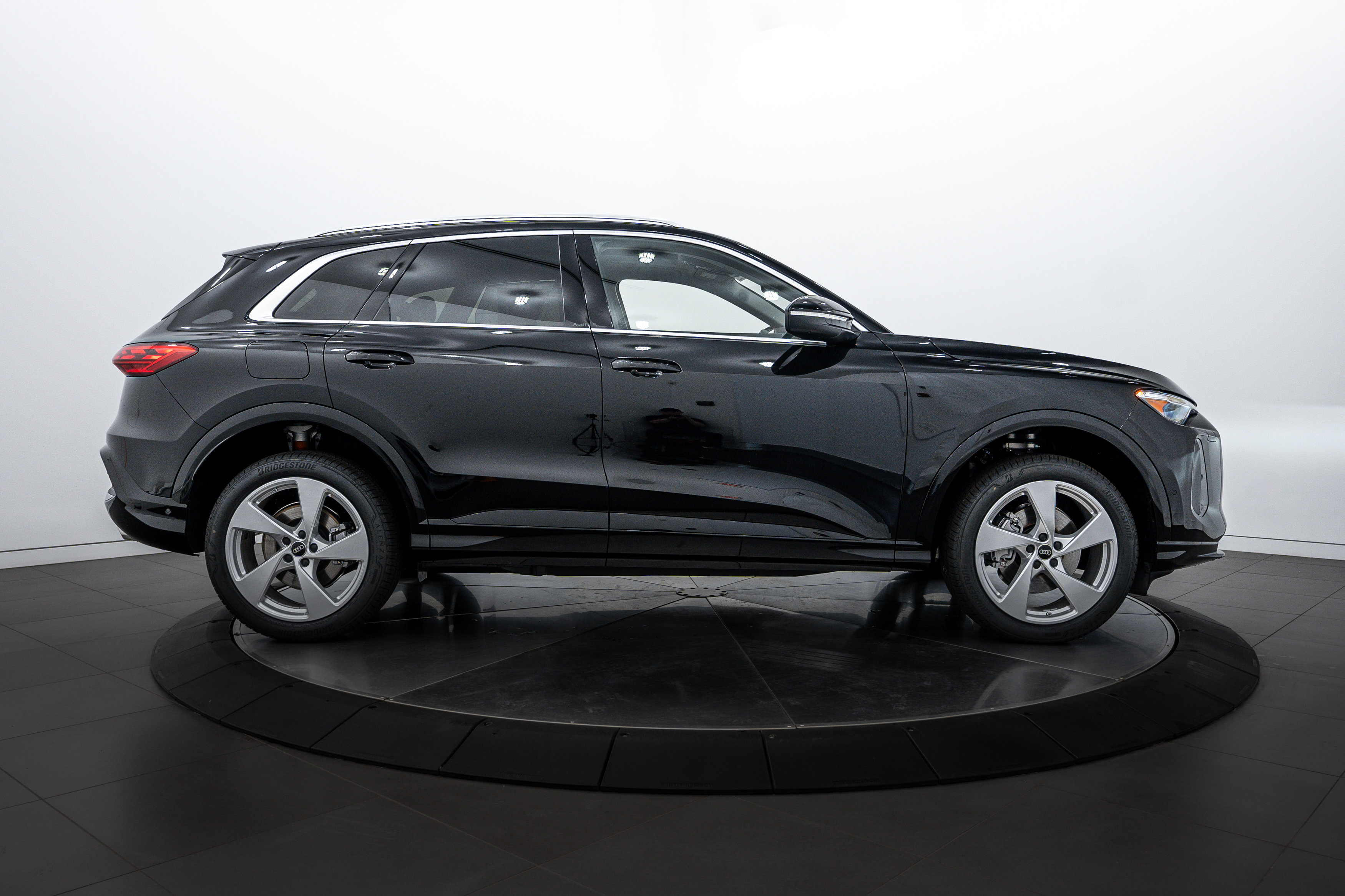 2025 Audi Q5 Premium Prestige photo 3