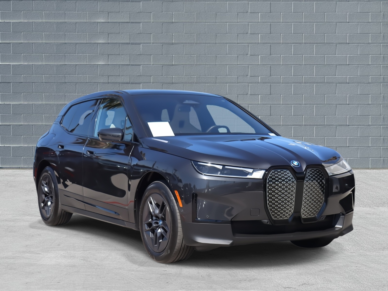 2025 BMW iX 50's photo