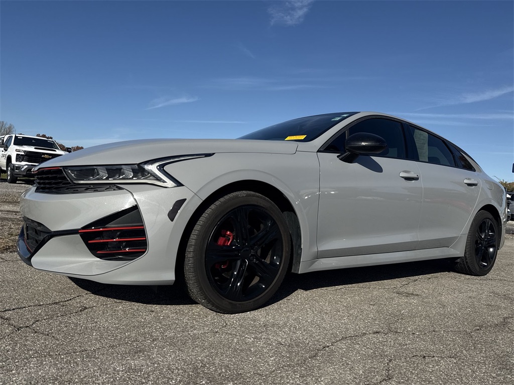 2024 Kia K5 GT-Line photo 4