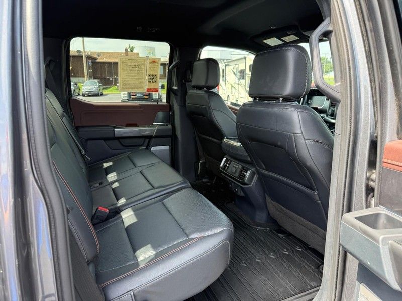 2022 Ford F-150 Lariat photo 11