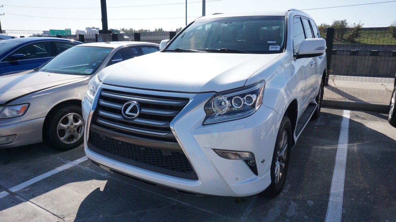 2017 Lexus GX Base's photo